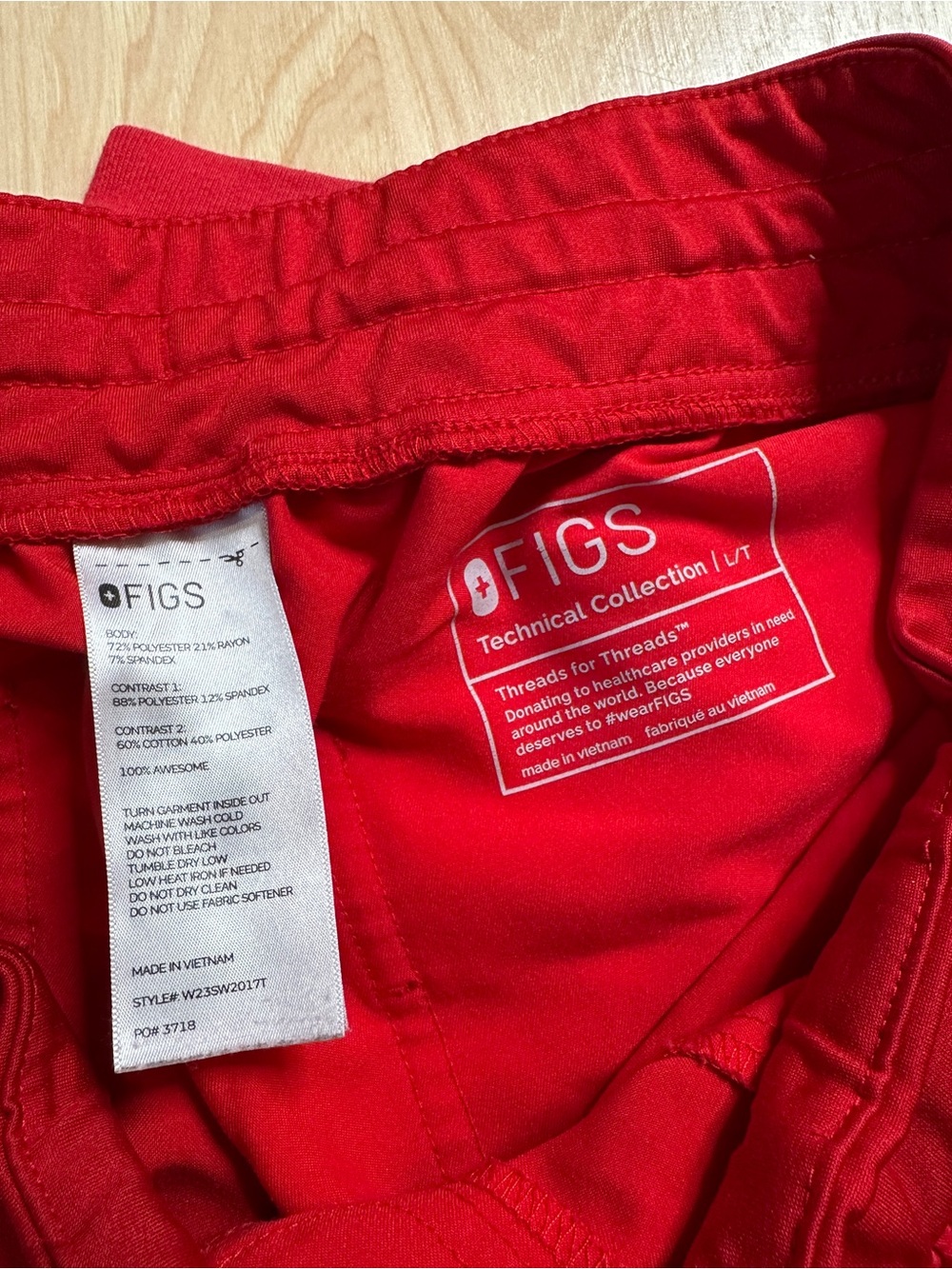 Figs Winning Red Jogger Zamora Scrub Pants Women’s size Large Tall - Picture 5 of 5